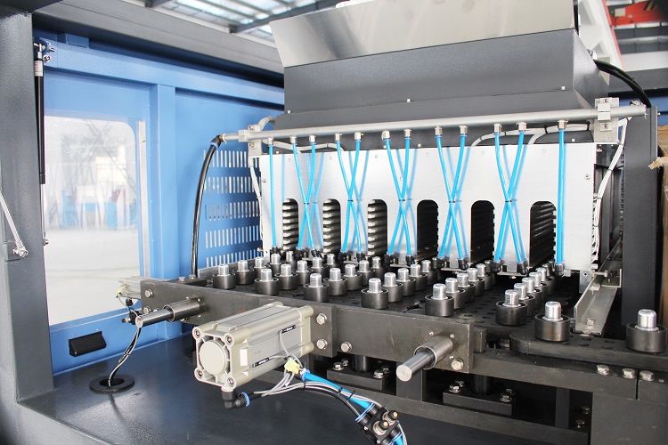 5500-7500BPH 0.1-2L PET Bottle Full Automatic Servo Blow Molding Machine