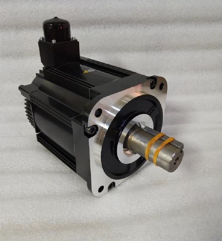 NAVAN Support Servo Energy Saving Injection Molding Machine