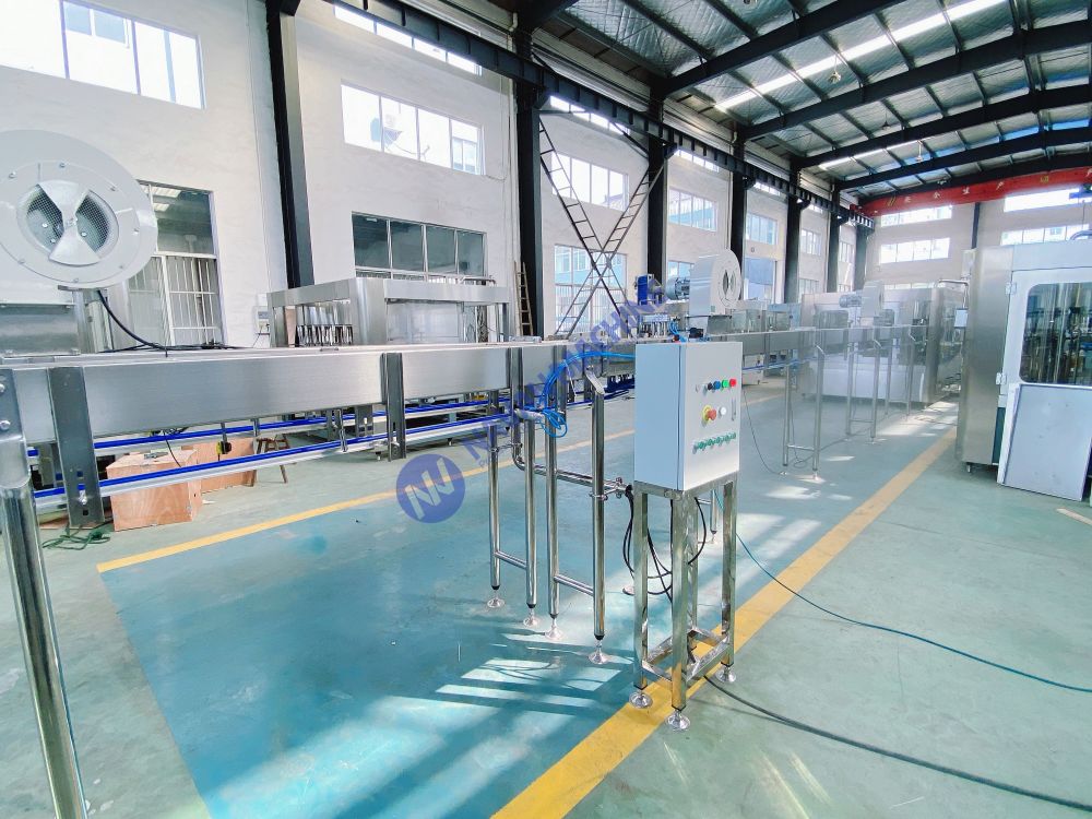 carbonated drink filling machine