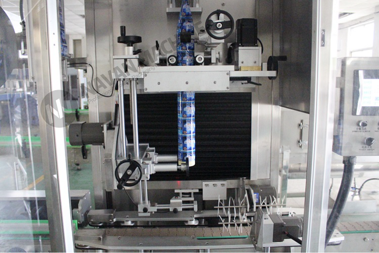 NAVAN Automatic Bottles Sleeve Shrink Labeling Machine Auto Label Applicator
