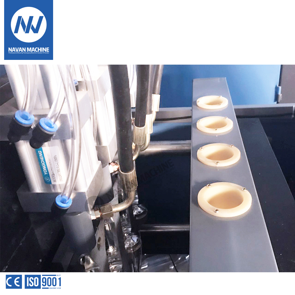 Professional Semi Automatic PET Bottle Blowing Molding Machine 