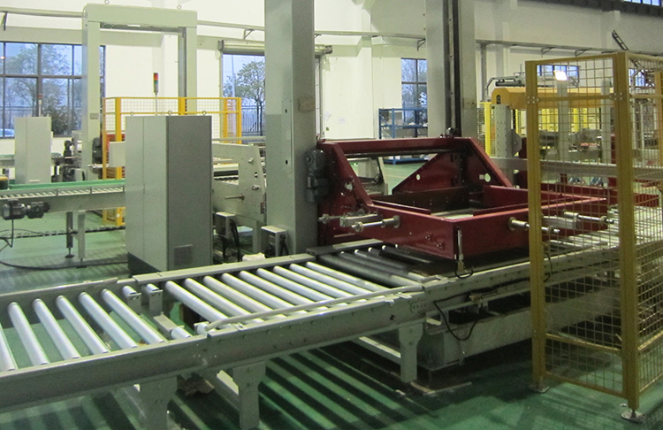  Automatic Palletizer Machine for Stacking Water Bottle Cartons And Palletizing Film Packs on Pallet