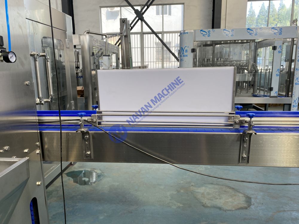 Navan carbonated drink filling machine