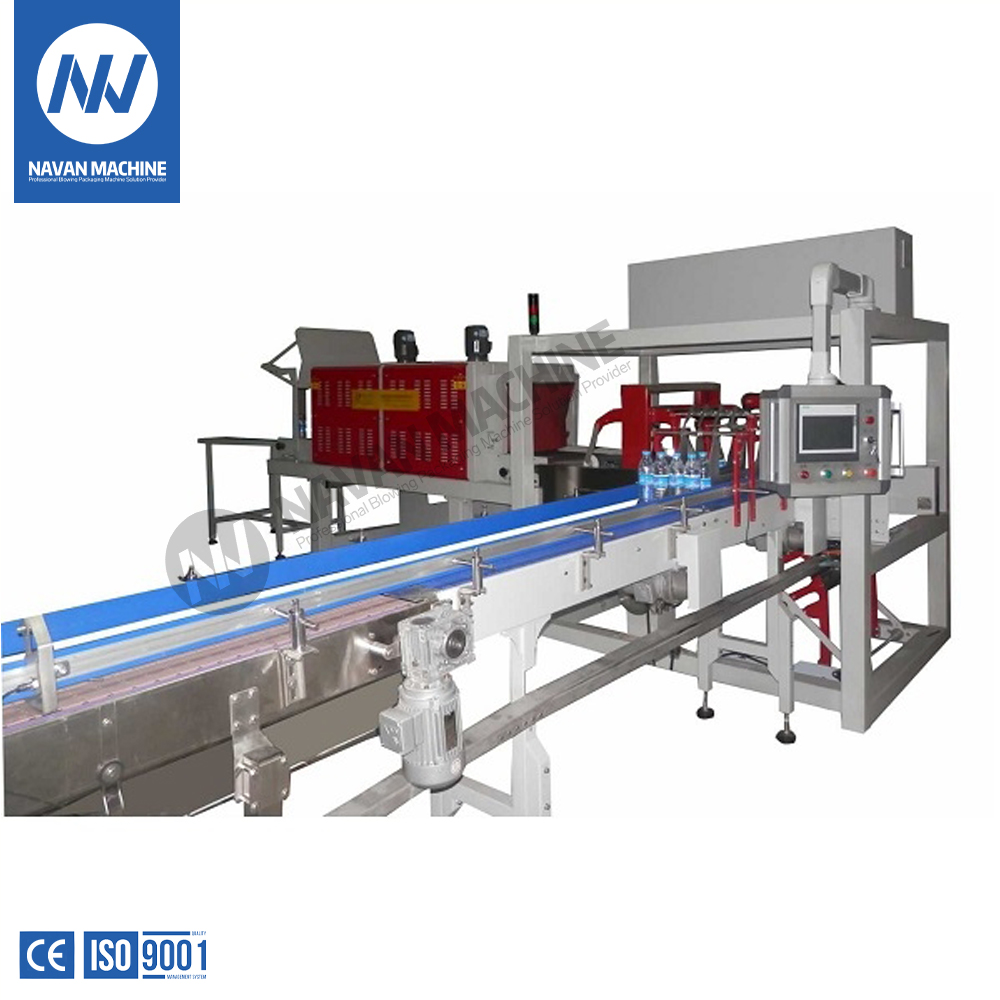 Heat shrinkable film packaging machine 